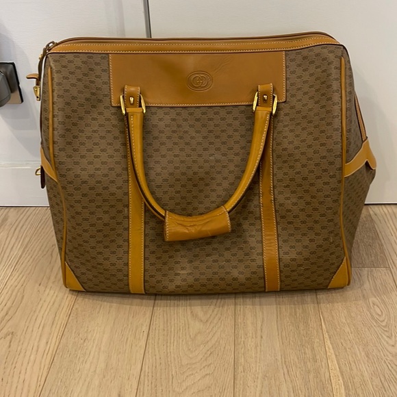 Gucci Handbags - VINTAGE Gucci Travel Bag
